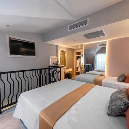 Lago Hotel Complex 5*